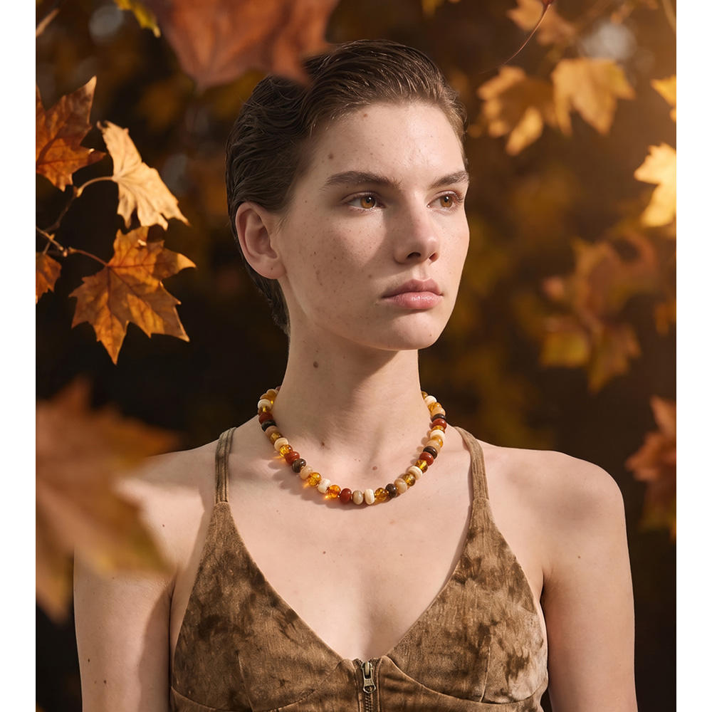 Collier Sélva en résine et acier inoxydable