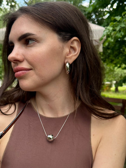 Collier Boule — en acier inoxydable doré